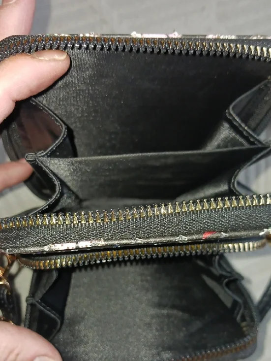 Black Butterfly Print Crossbody Wallet - Women's Bag - Picture 4 of 5